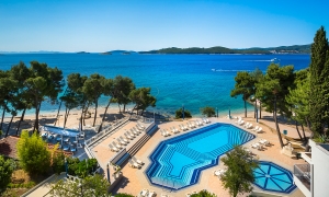 RANI BOOKING-OREBIĆ – AMINESS GRAND AZUR 4* 2025